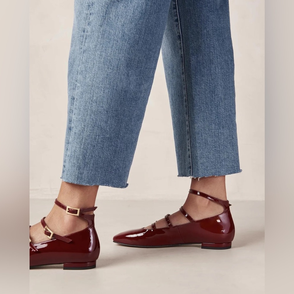 ALOHAS Burgundy Multi-Strap Flats - US 7 - Picture 4 of 14